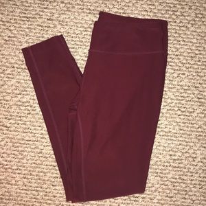 medium maroon leggings